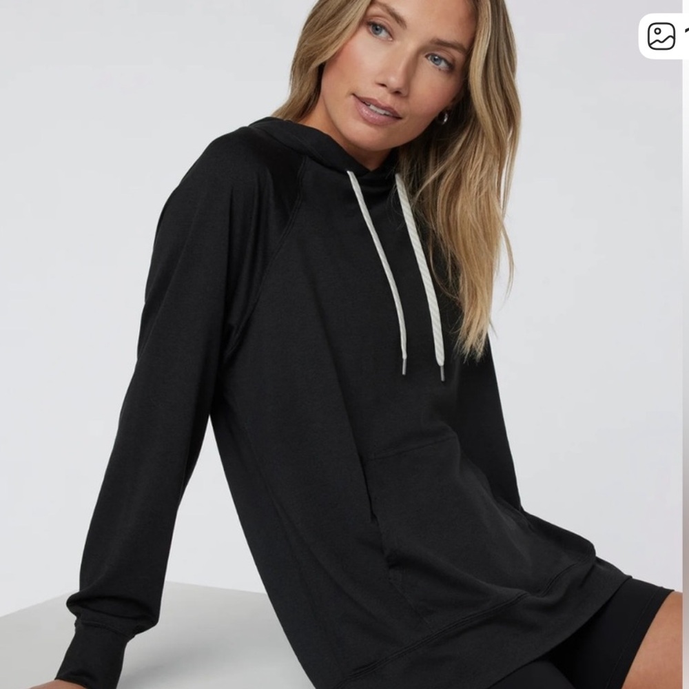 Vuori Black Oversized Hoodie for Women - Size S - NWOT